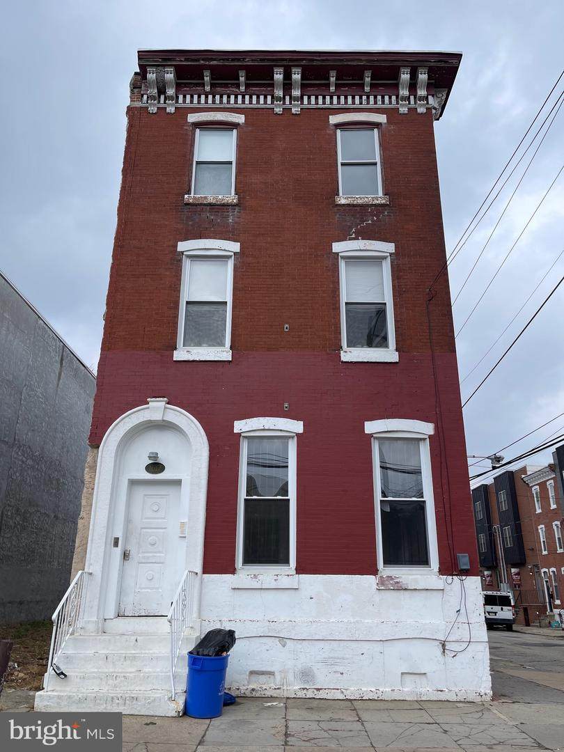 1617 Oxford Street - Photo 1