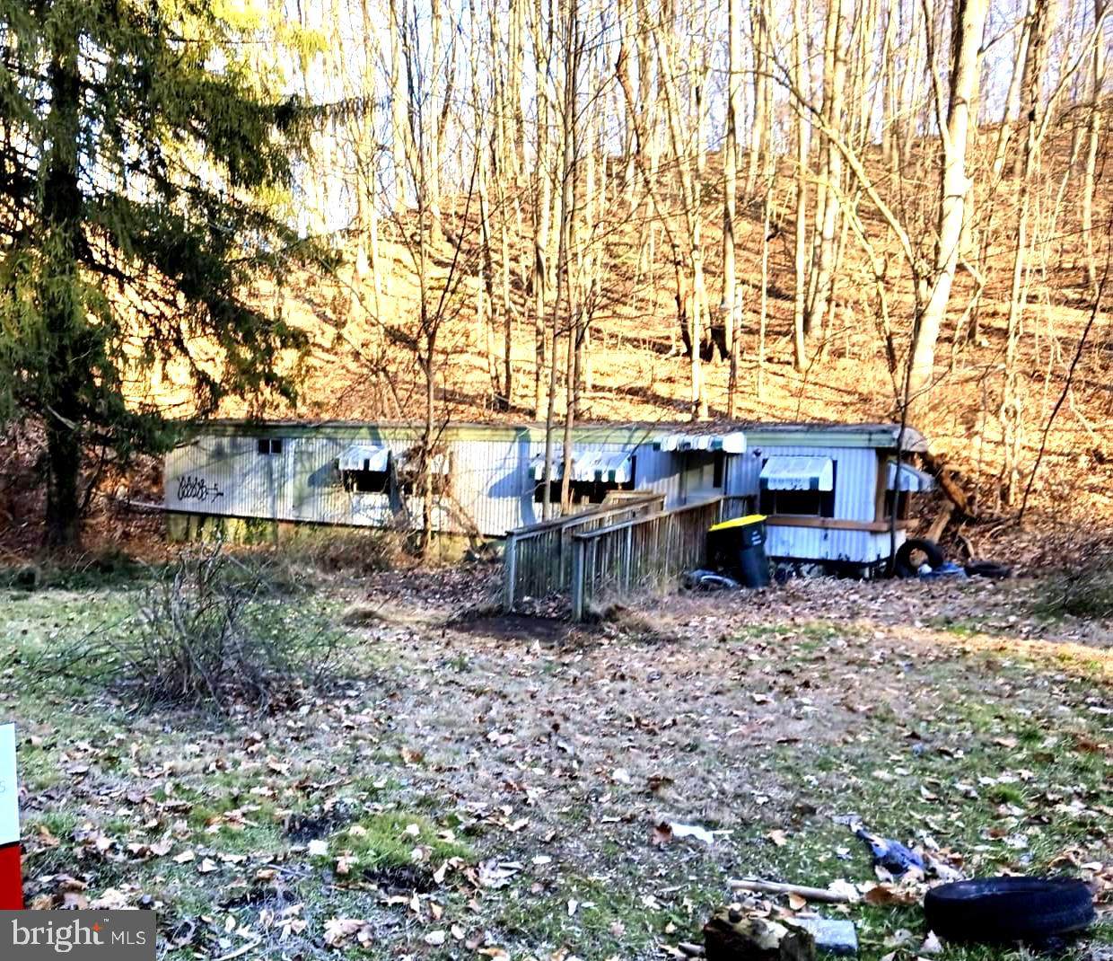990 Glenside - Photo 1