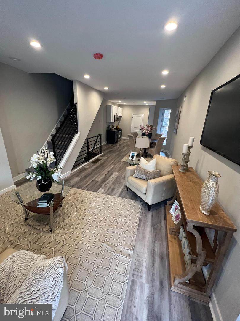 5531 Irving Street - Photo 1