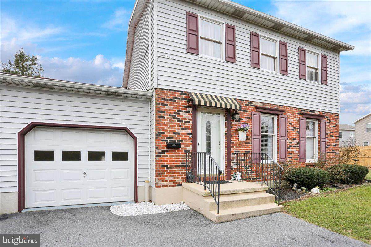 308 Arlington Street - Photo 1