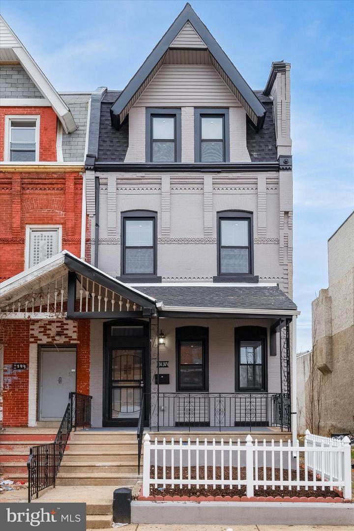 3137 Clifford Street - Photo 1