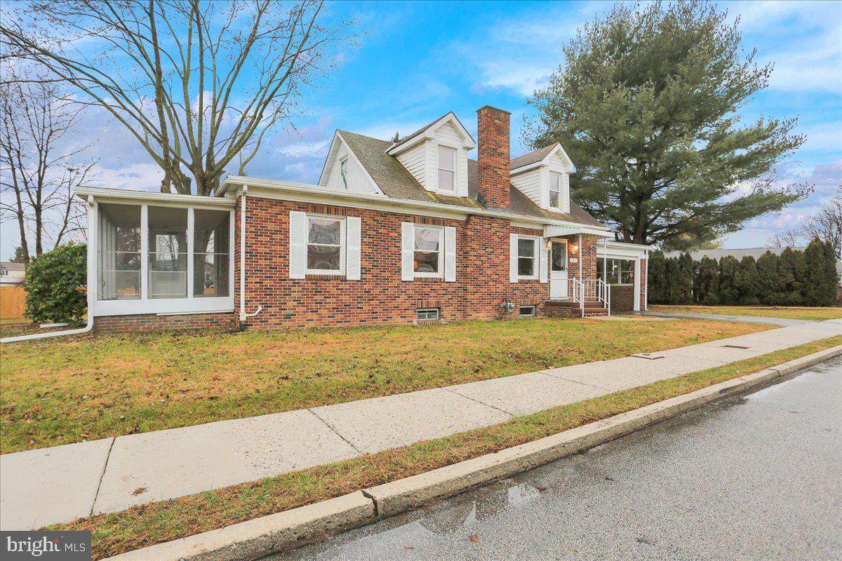 300 Boundary Avenue - Photo 1