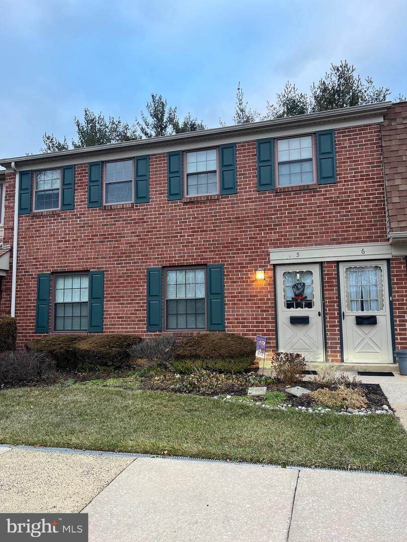 1155 York Road - Photo 1