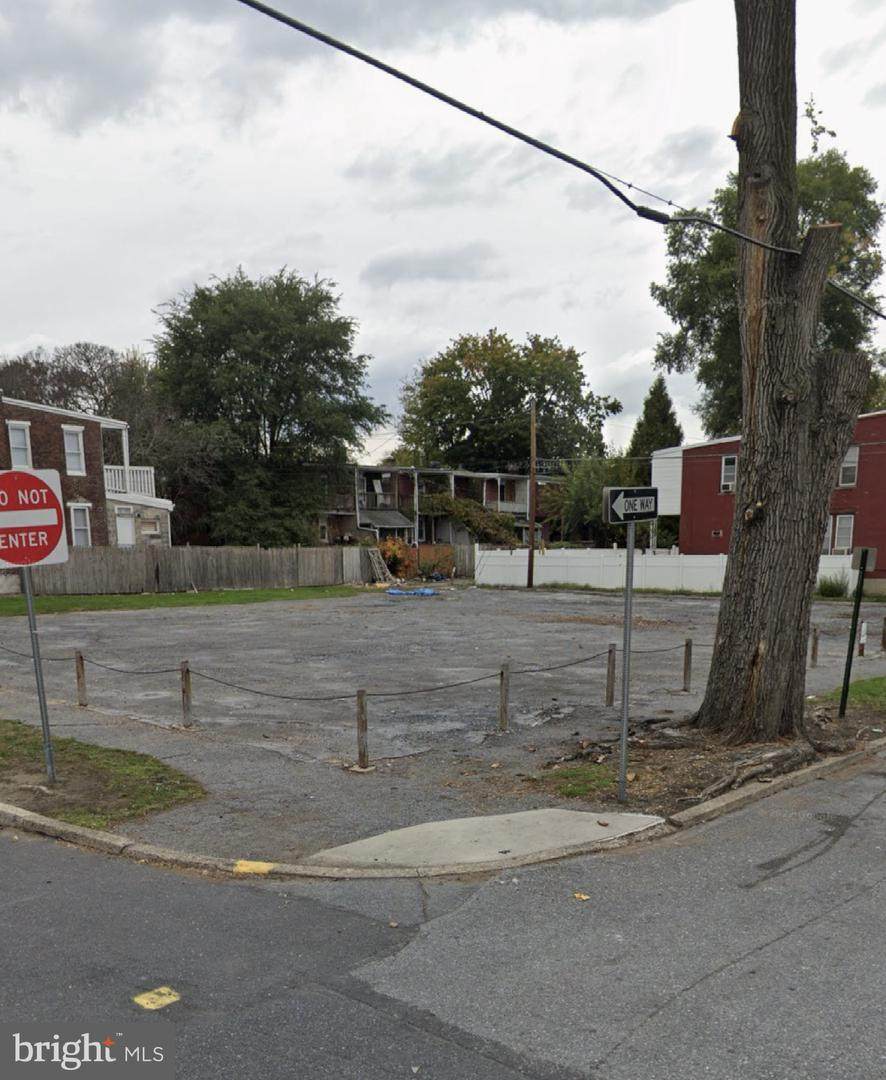 644 Radnor Street - Photo 1