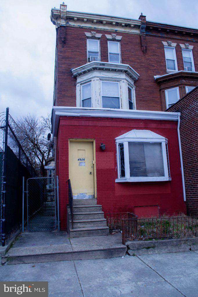 4926 Broad Street - Photo 1