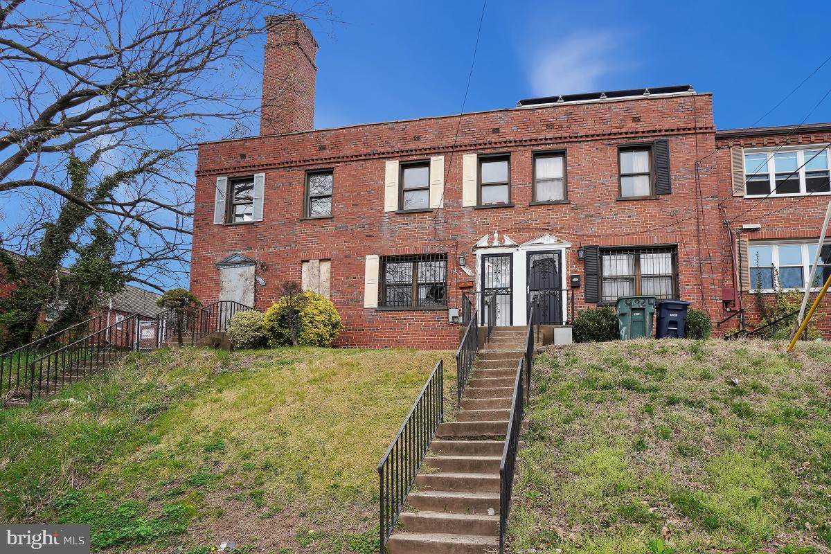 4922 Jay Street - Photo 1