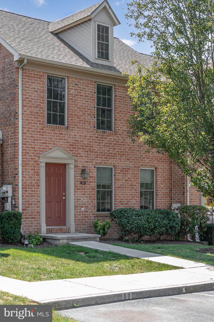 109 Hunters Ridge Drive - Photo 1