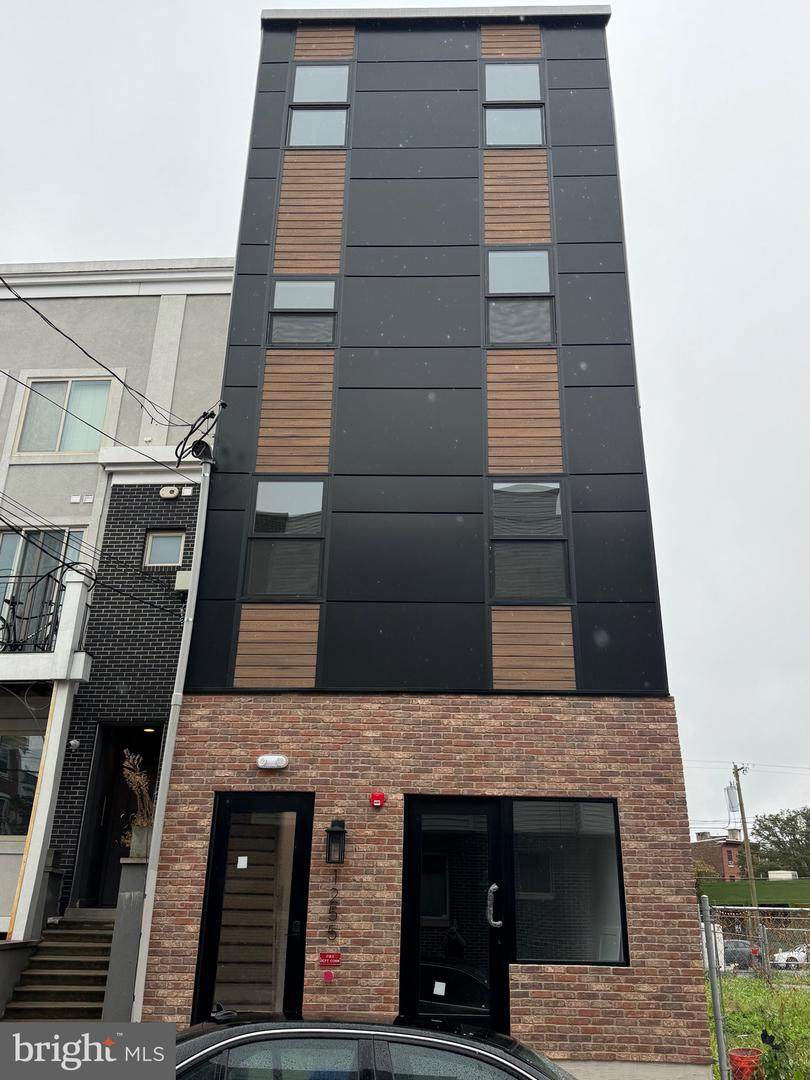 1255 Leopard Street - Photo 1