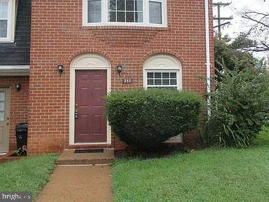 352 Jackson Street - Photo 1