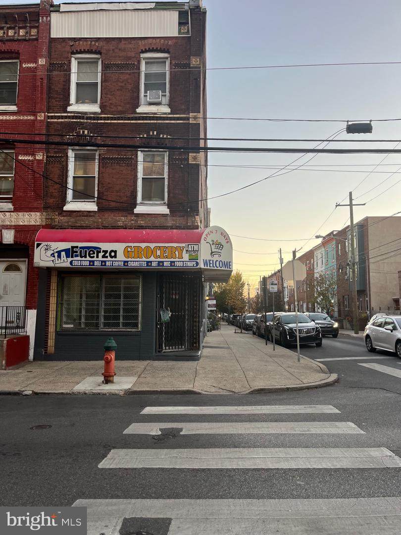 1540 Wharton Street - Photo 1