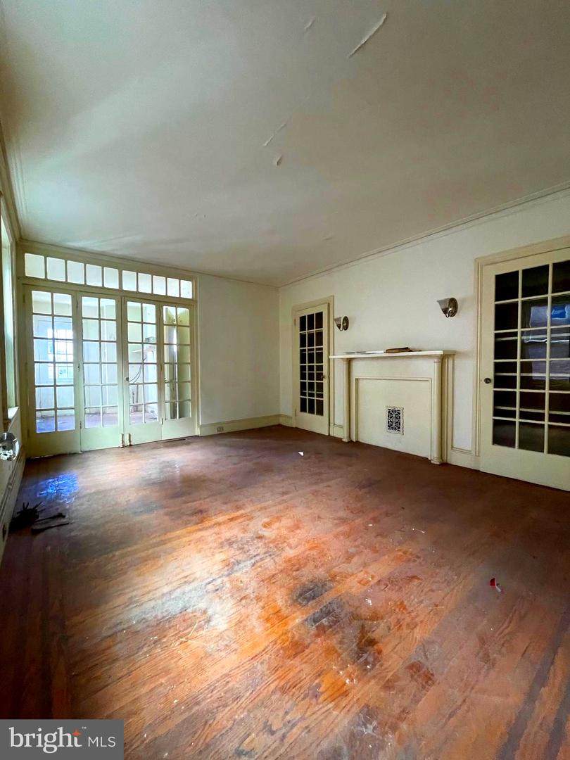 1225 6TH Street - Photo 1