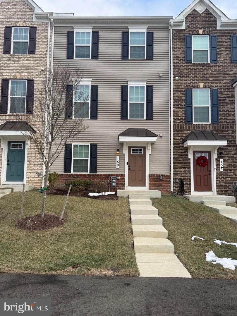 150 Summit Point Boulevard - Photo 1