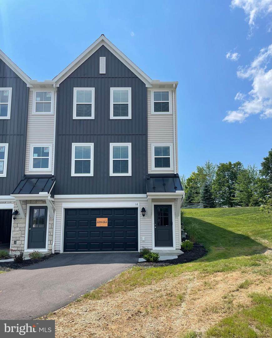 16 Morgan Circle - Photo 1