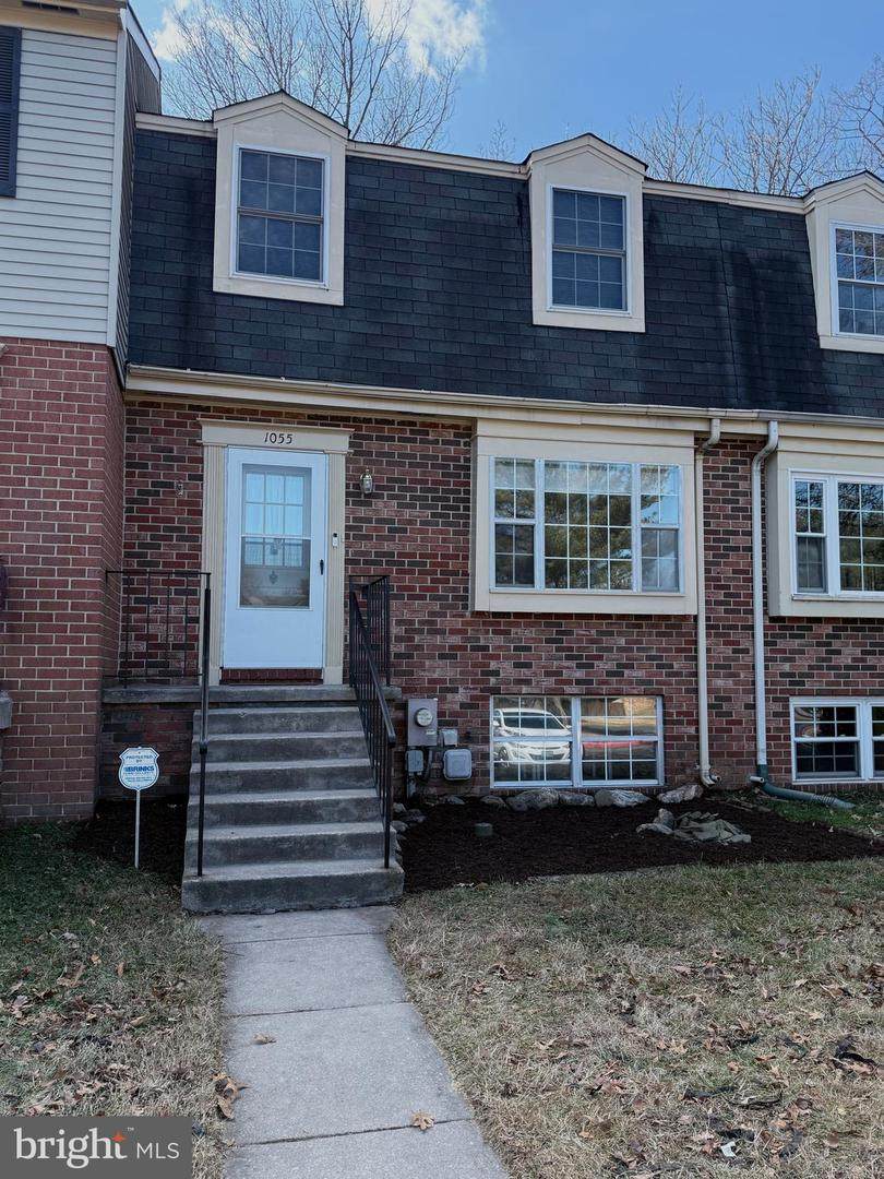 1055 Bulman Harbour - Photo 1