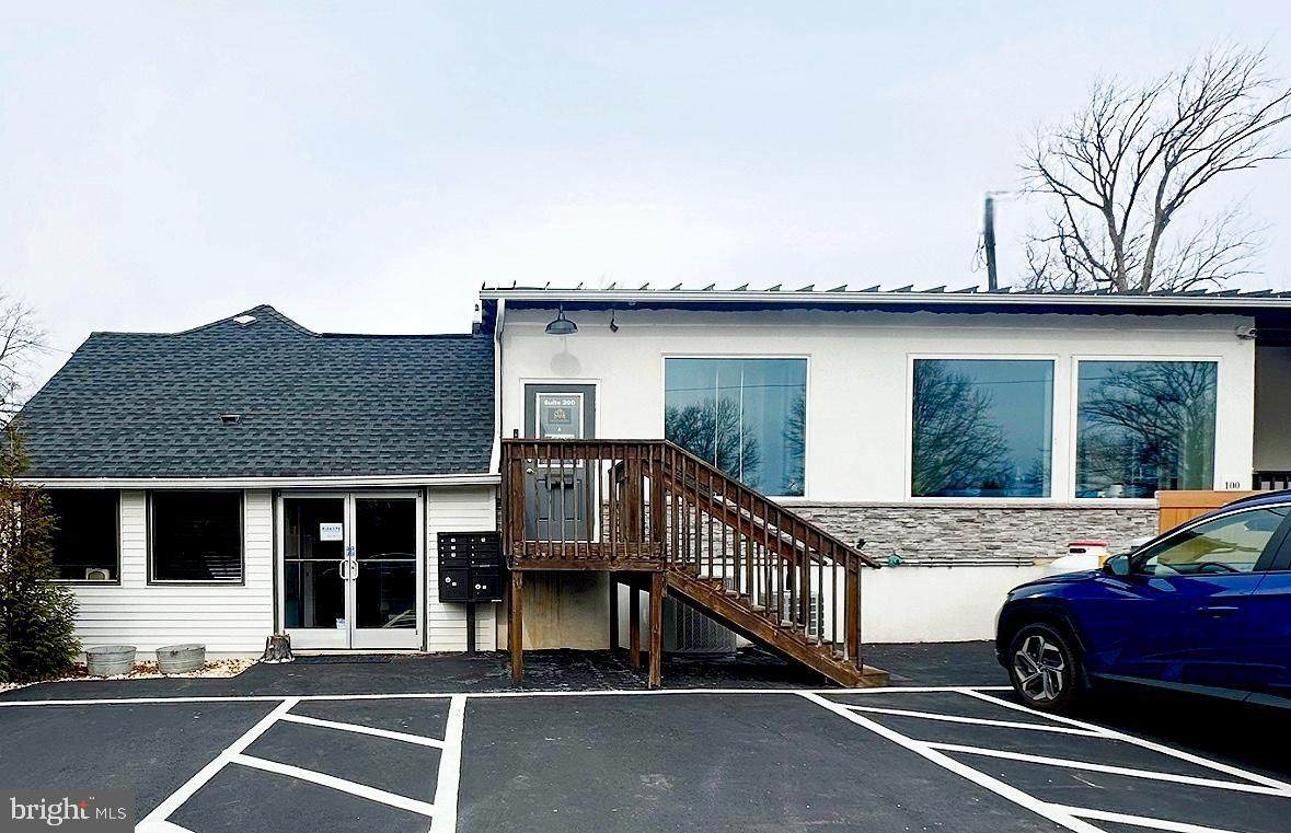 29 Trooper Road - Photo 1