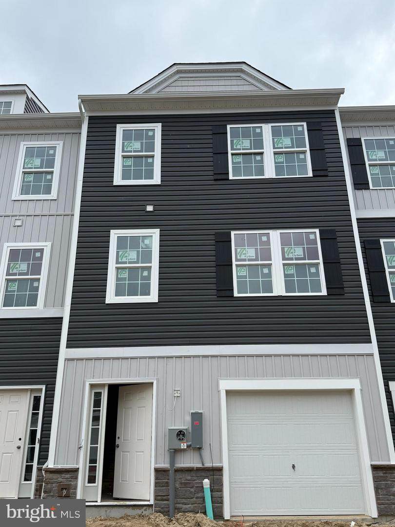 5 Baybreeze Drive - Photo 1
