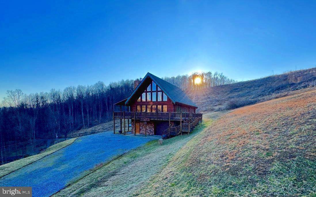 1608 Woodyard Road - Photo 1