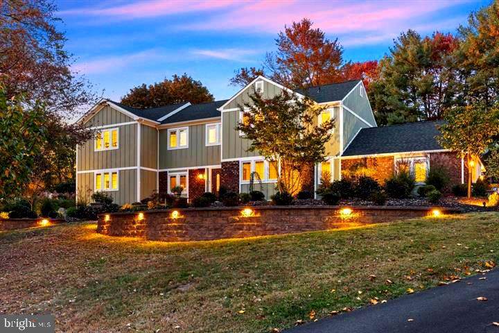 6 Caton Circle - Photo 1