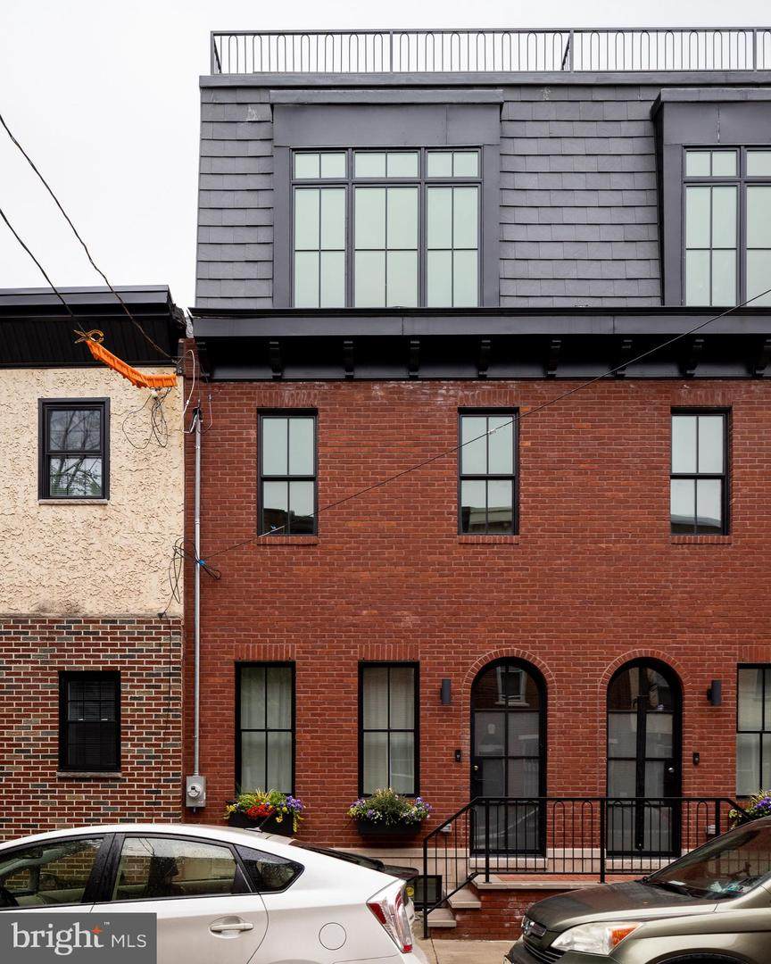 1923 Montrose Street - Photo 1