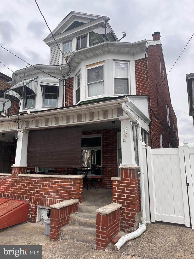 19 3RD Street - Photo 1
