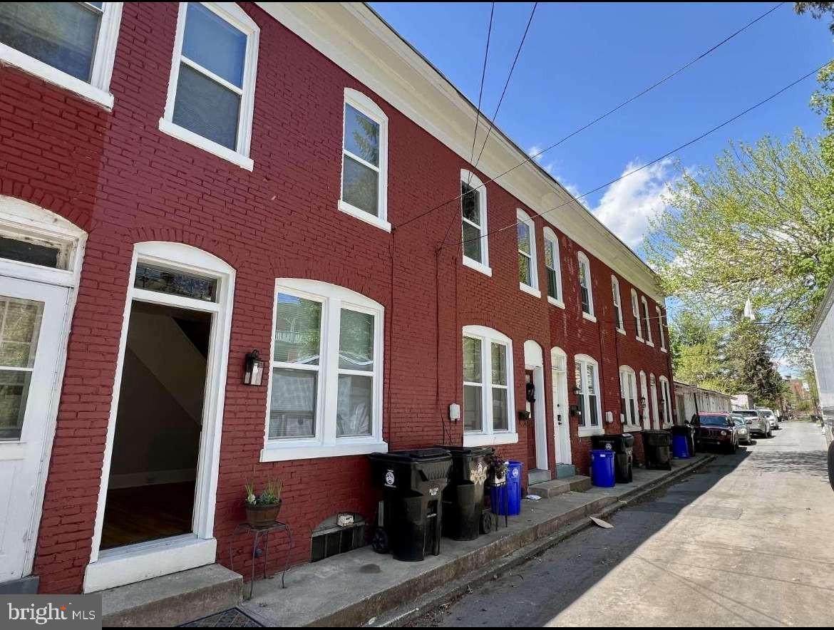 2306 Orange Street - Photo 1