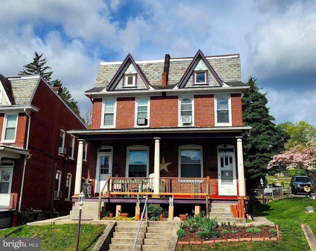 216 & 218 Saratoga Street - Photo 1