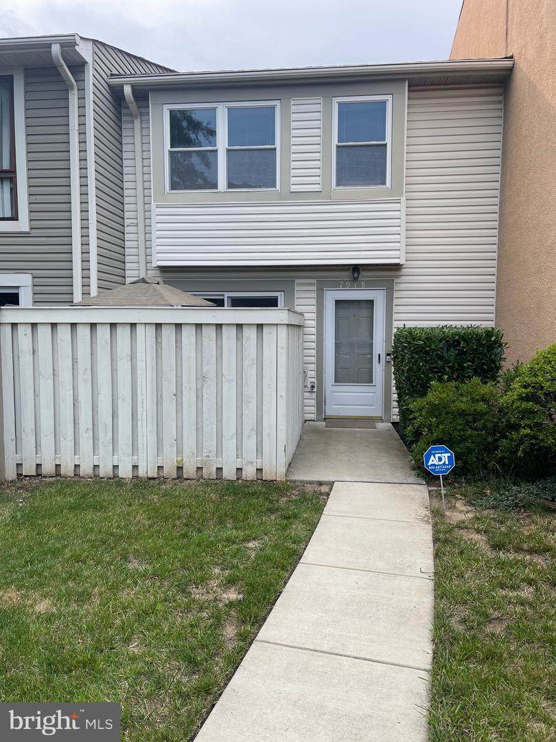 7918 Bentley Village Drive - Photo 1