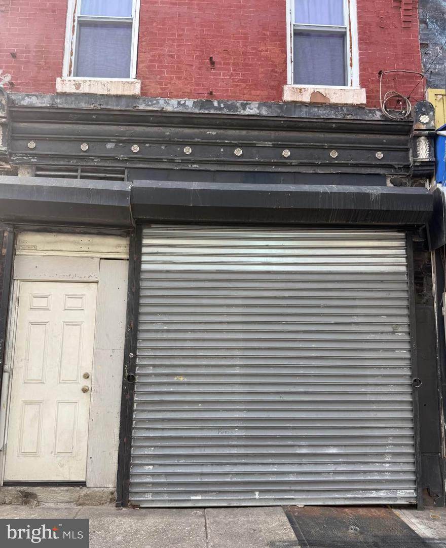 3046 Kensington Avenue - Photo 1