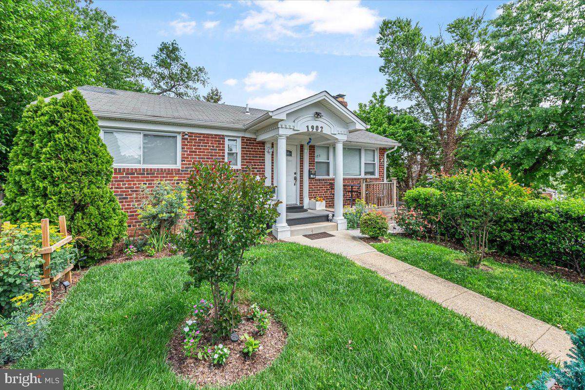 1902 Lebanon Street - Photo 1