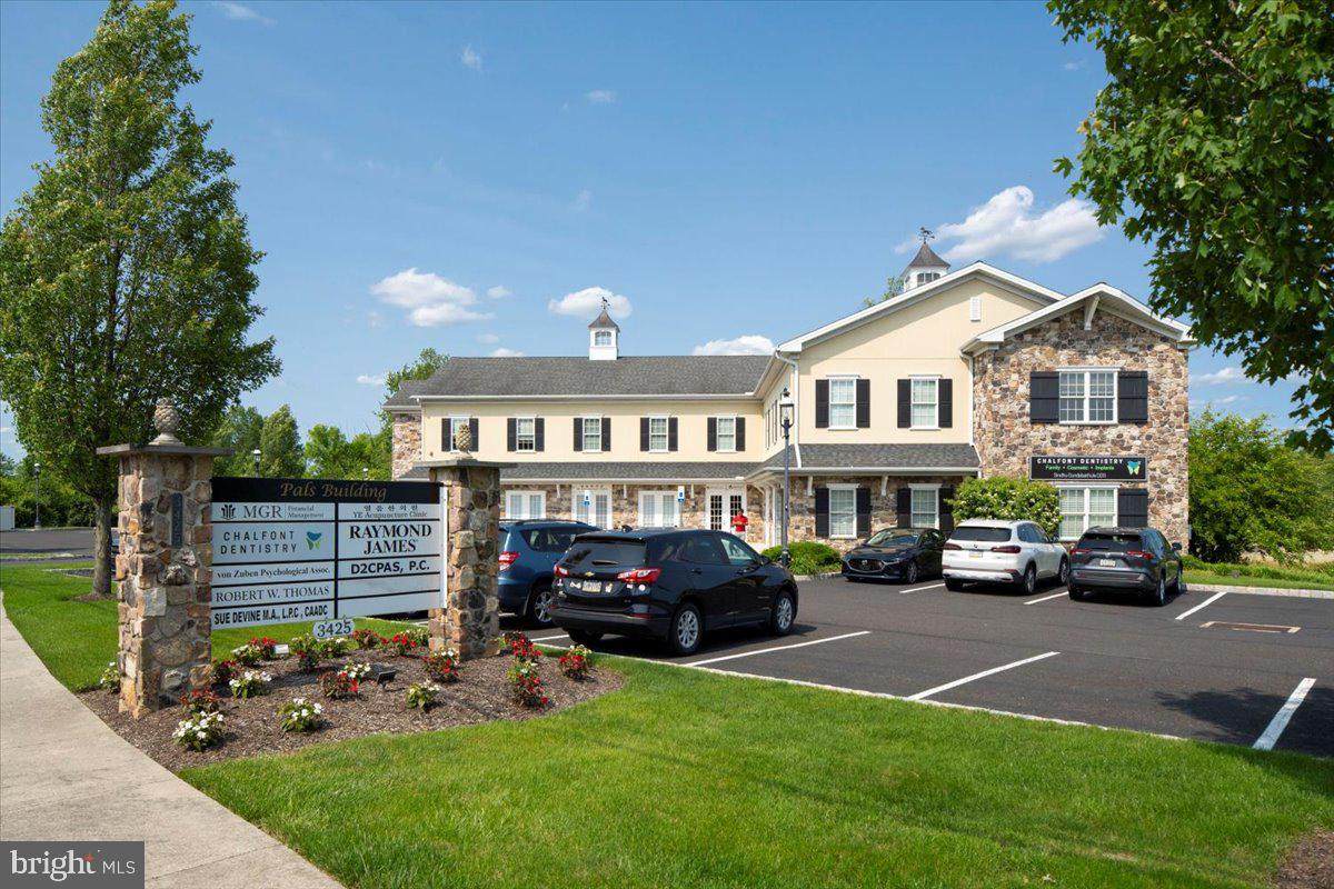 3425 Limekiln Pike - Photo 1