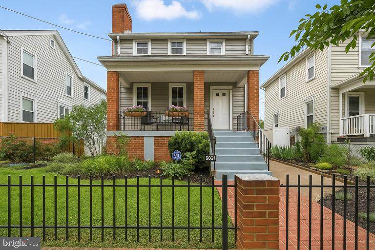 3921 22ND Street - Photo 1