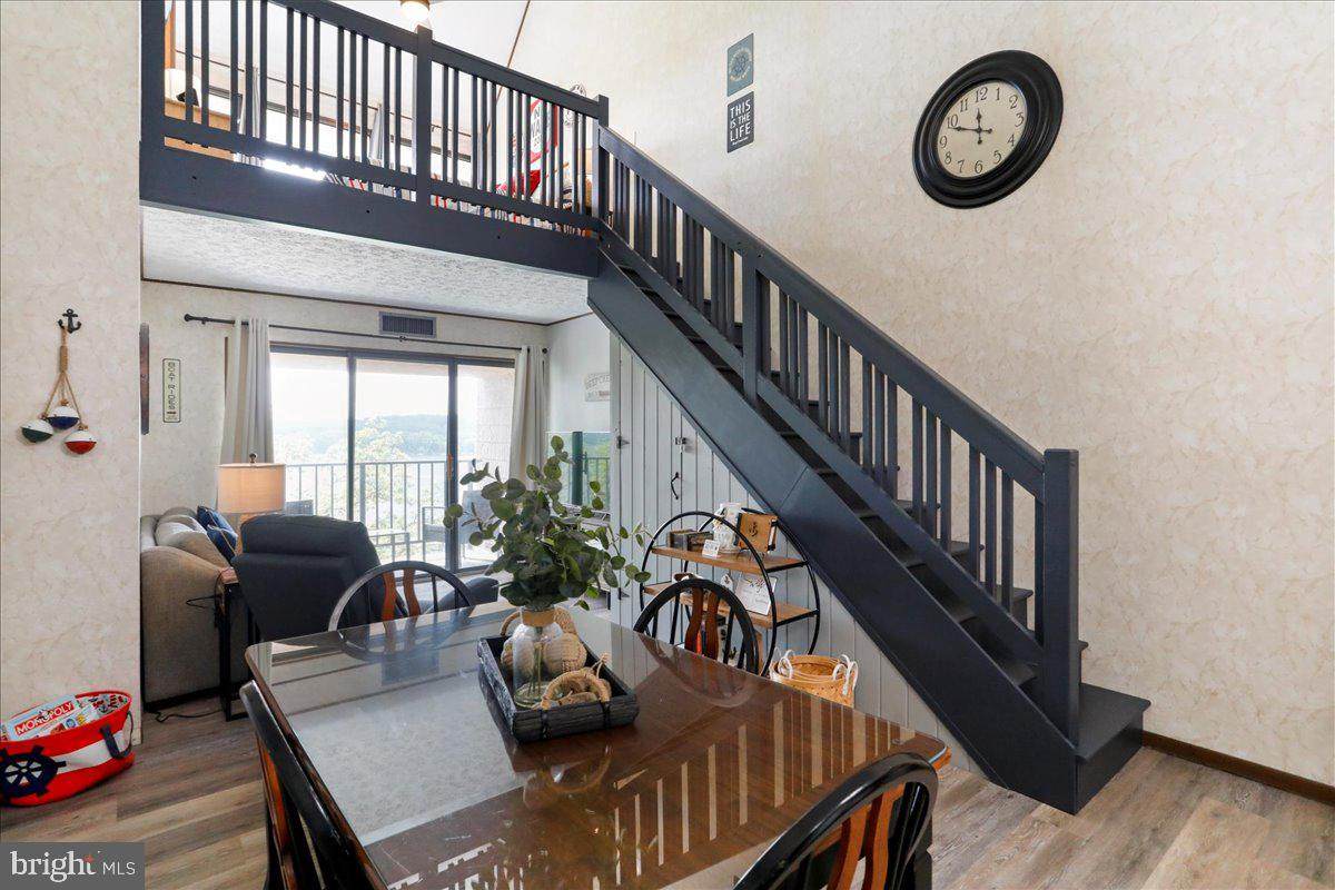 20160 Garrett Highway - Photo 1