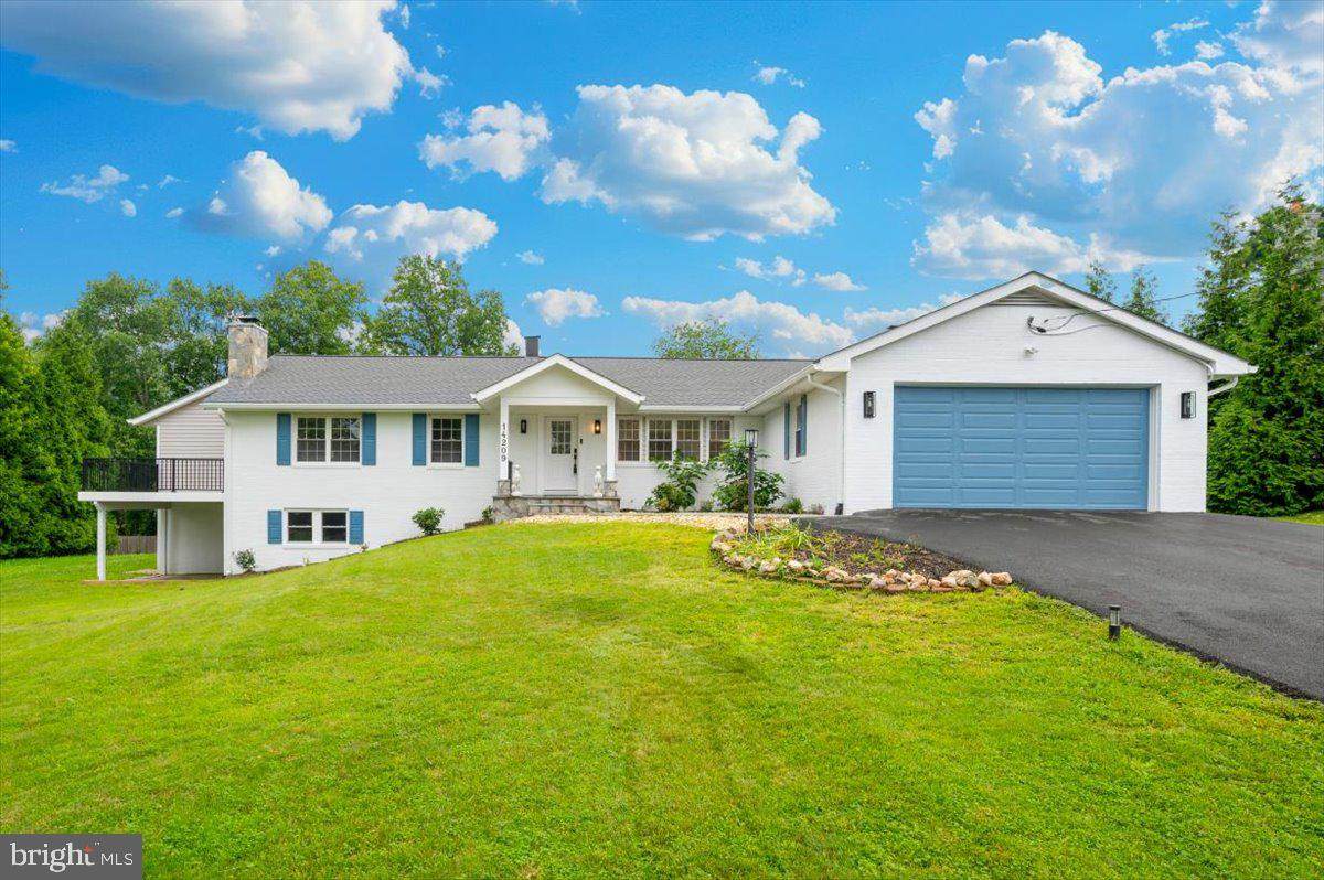 14209 Marian Drive - Photo 1