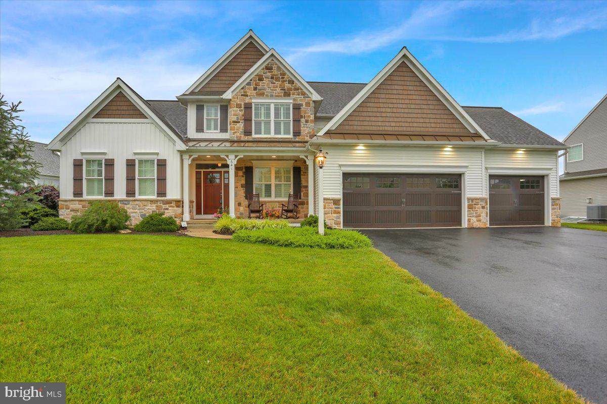 641 Skyler Drive - Photo 1