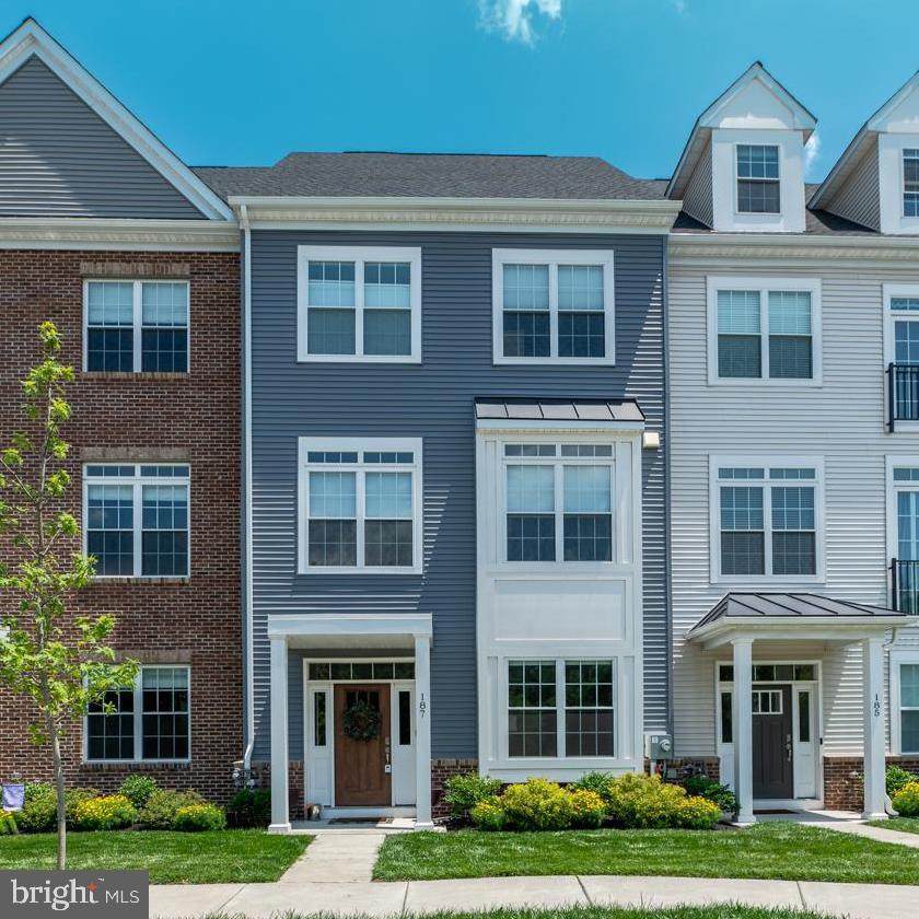 187 Smithworks Boulevard - Photo 1