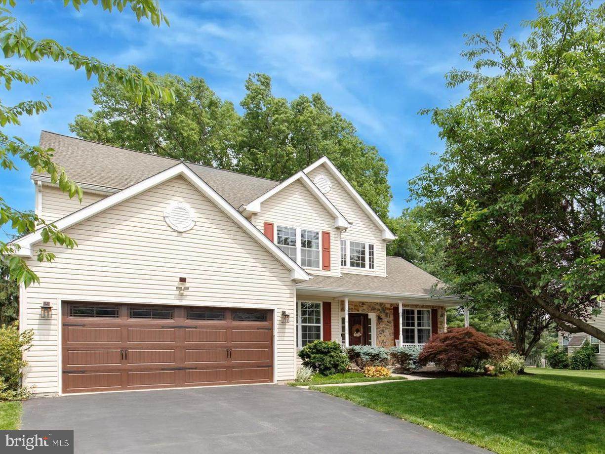 28 Crimson Drive - Photo 1