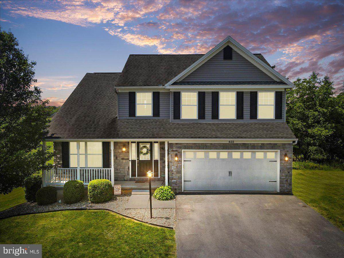 635 Queensbury Drive - Photo 1