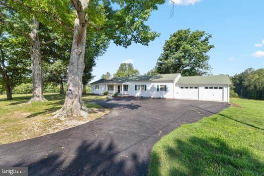 16474 Douglas Road - Photo 1