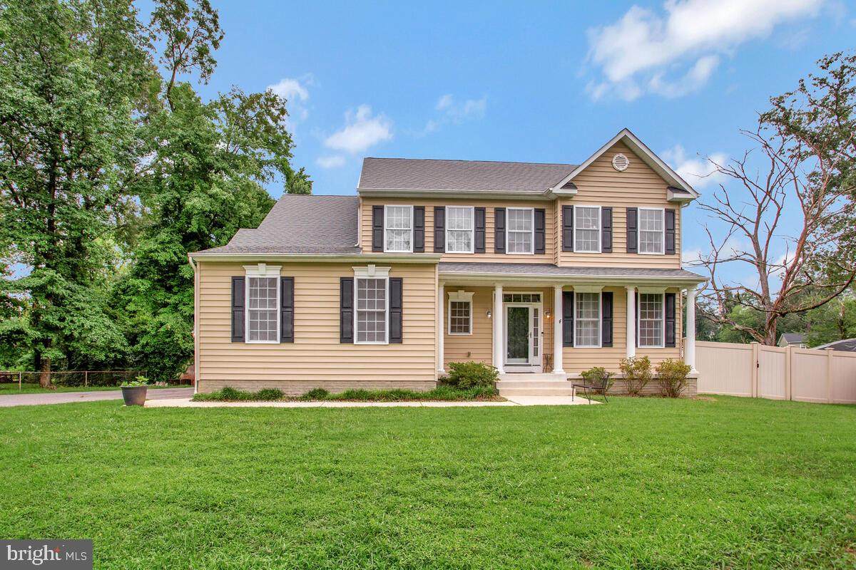 339 Light Street Avenue - Photo 1