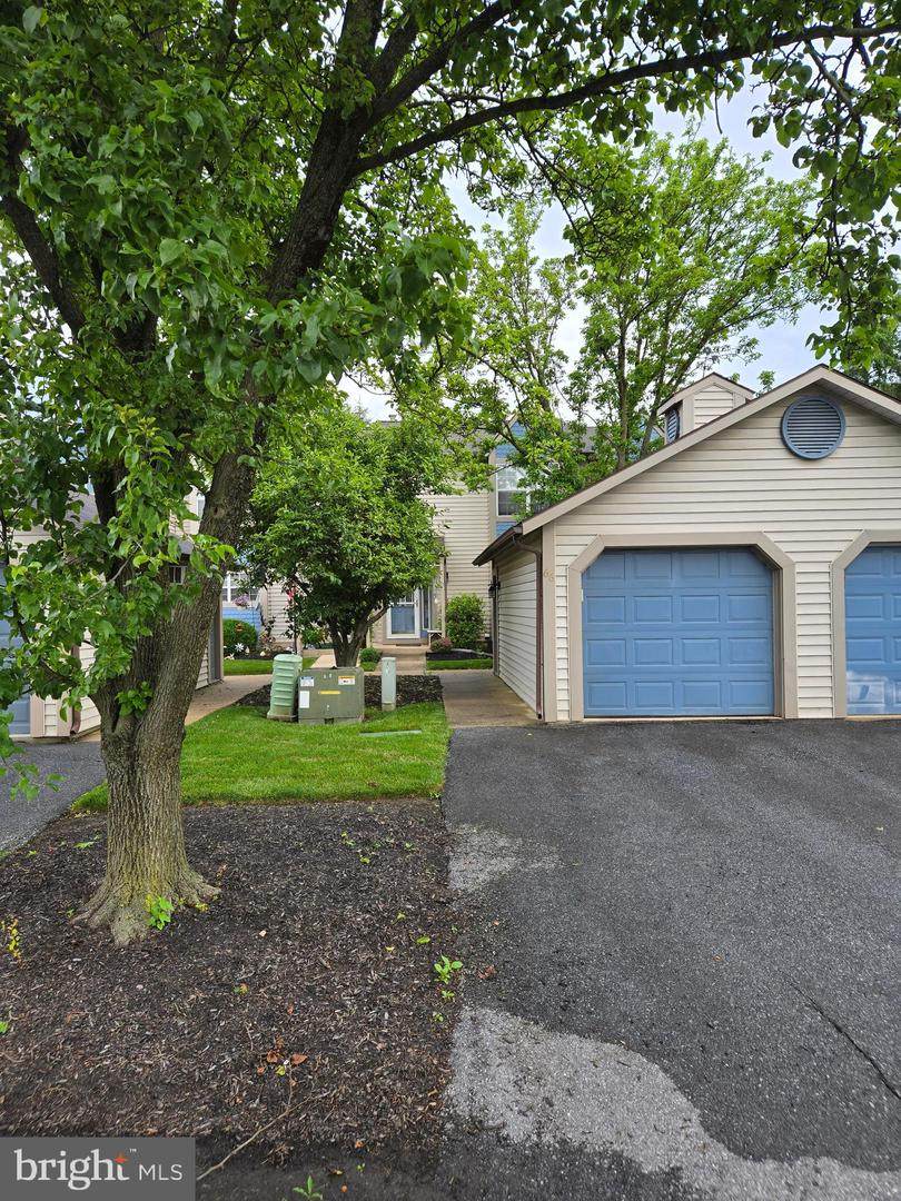 66 Shady Lane - Photo 1