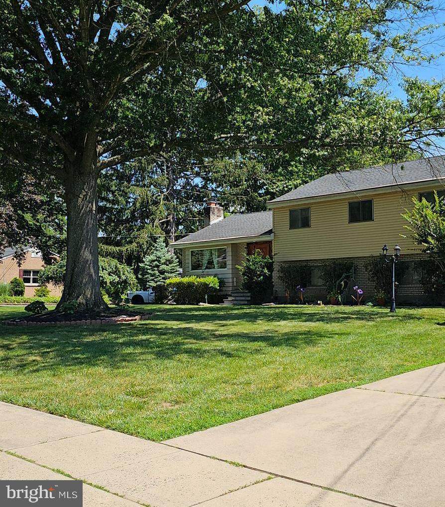 89 Upper Ferry - Photo 1