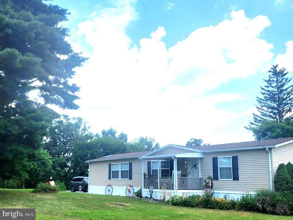 4612 Holly Drive - Photo 1