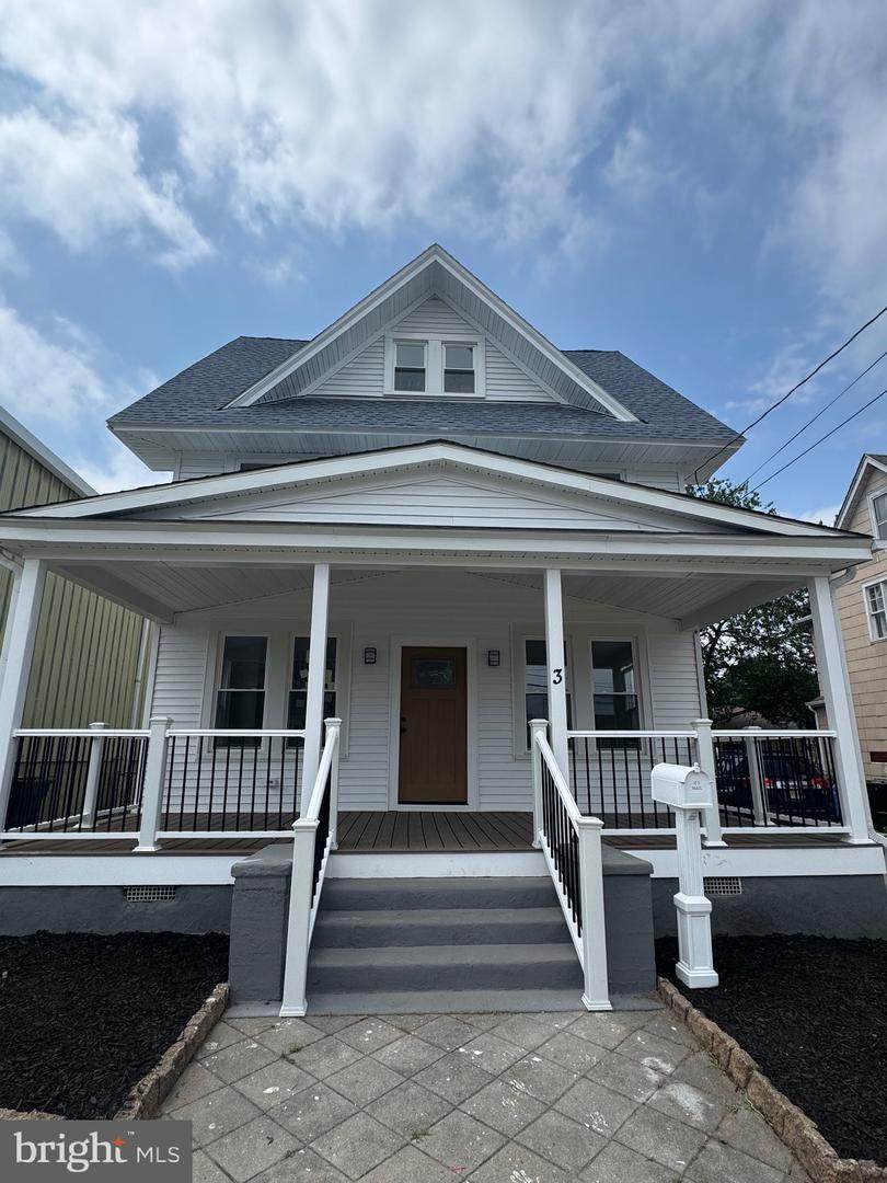 3 Grove Avenue - Photo 1