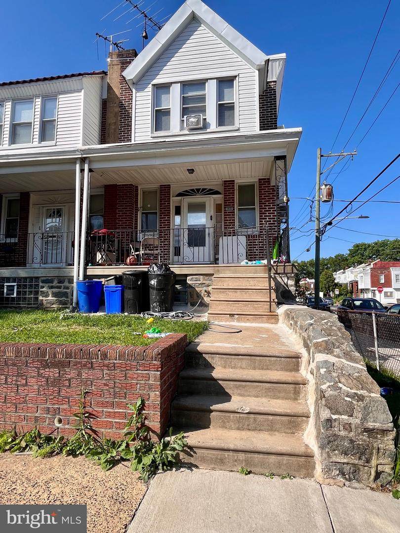 534 Carver Street - Photo 1