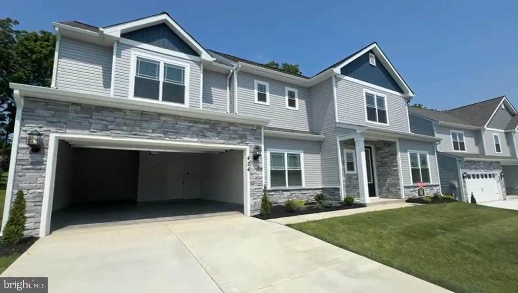 424 Abigail Avenue - Photo 1