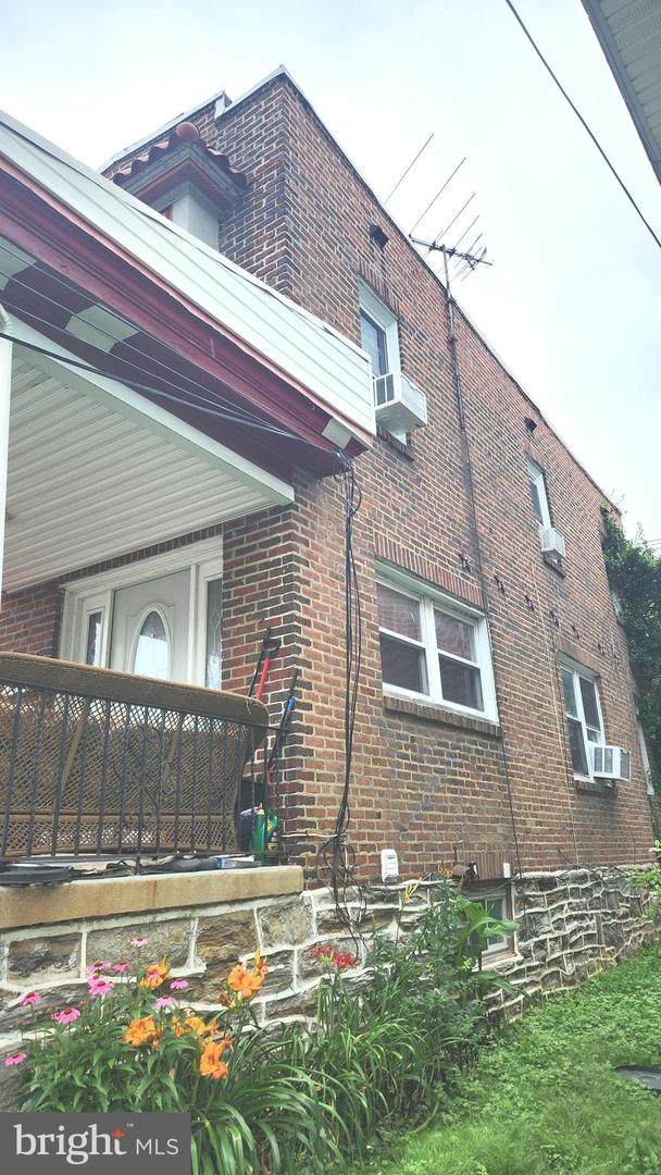 164 Woodland Avenue - Photo 1