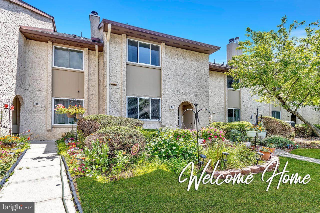 7 Tennyson Drive - Photo 1