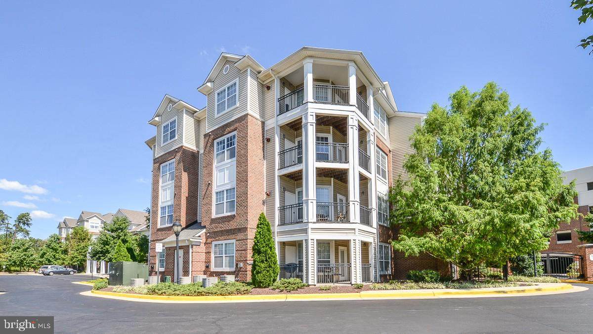 12953 Centre Park Circle - Photo 1