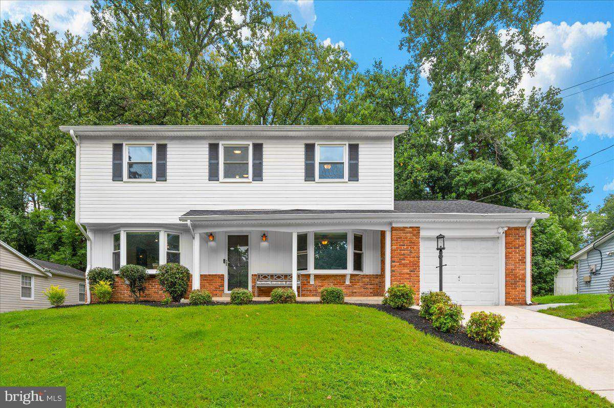 13210 Vanessa Avenue - Photo 1