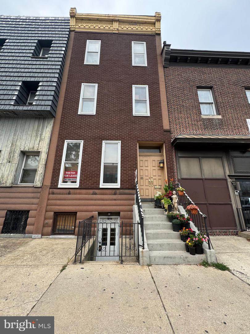 1806 Broad Street - Photo 1